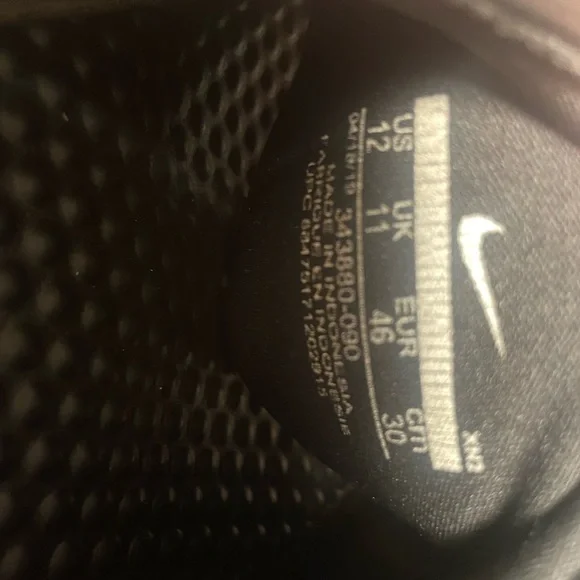 Nike Black Slides & Under Armour Red Slides Size 12 - Picture 6 of 6